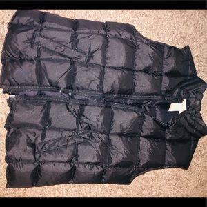 Black puffy vest